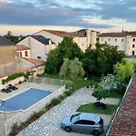 La Des Roses D'hotes Piscine Chauffee
