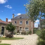 La Des Roses D'hotes Piscine Chauffee Bed & Breakfast Lucon
