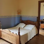 Bed & Breakfast La Des Roses D'hotes Piscine Chauffee Lucon