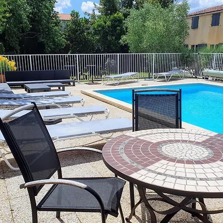 La Des Roses D'hotes Piscine Chauffee Luçon