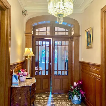 La Villa des Roses Gîte Chambres d'hôtes Piscine chauffée Casa vacanze Luçon