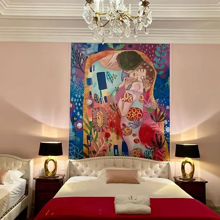 別荘 La Villa Des Roses Gite Chambres D'Hotes Piscine Chauffee Luçon