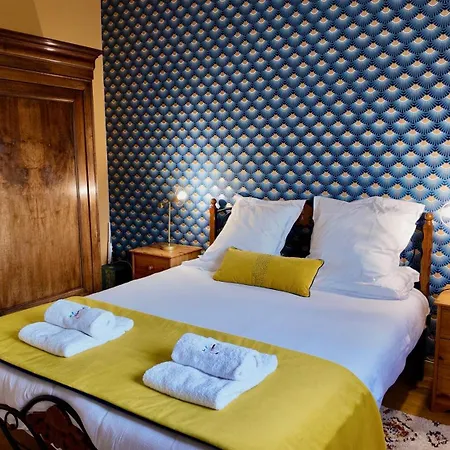 La Villa Des Roses Gite Chambres D'Hotes Piscine Chauffee Luçon