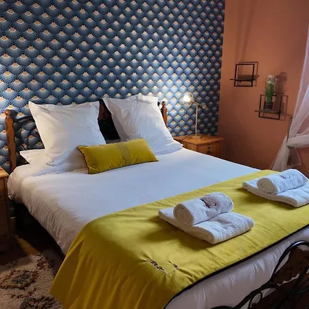 La Villa des Roses Gîte Chambres d'hôtes Piscine chauffée Casa vacanze