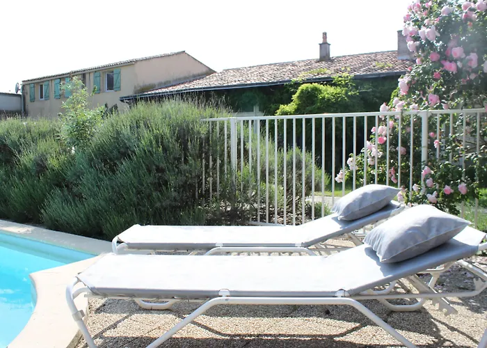 La Des Roses D'hotes Piscine Chauffee